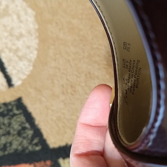 Naturalizer Patent Leather Heels 8.5M - Picture 8 of 8